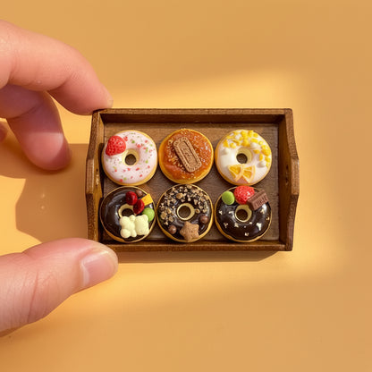 Collection de Donuts Miniatures – Création Artisanale Unique