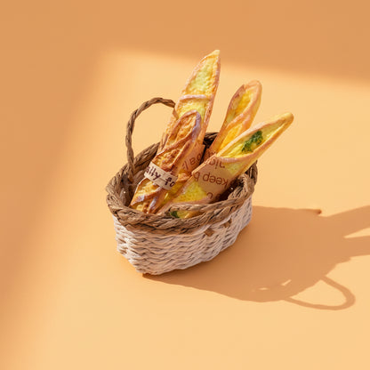 Mini Baguettes Gourmandes – Panier Artisanal Miniature